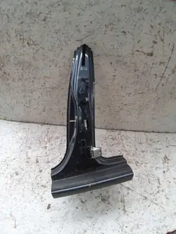 Audi A6 C6 4F Mittpelarklädsel Vänster SSP13320