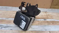 Toyota Auris ABS-pumppu OEM 44540-02060 Käytetty