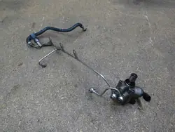 AUDI A3 8P GOLF V 2.0 FSI TFSI Polttoainepumppu 06E906051E