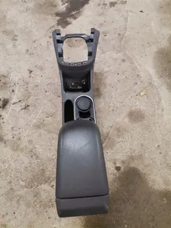 Accoudoir tunnel central Ford Fiesta mk7 OEM mnhgfdsdbvgfd