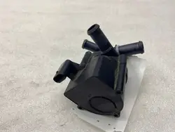 Vattencirkulationspump Peugeot 3008 II 2018 OEM