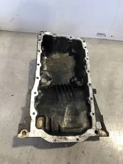 Volkswagen OE 06B103603AQ oljepanna