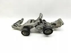 Alternatormontagebeugel - Opel Astra J Zafira B 1.7 CDTi