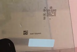 Vidro porta dianteira direita OEM A2977202400 Mercedes EQS
