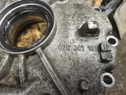 Begagnat VW växellåda OEM 02Q301103N