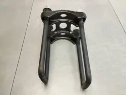 Volkswagen Amarok II bakfjädringsfäste OEM MB3C5798BA
