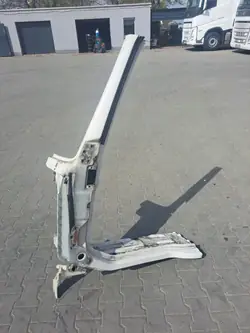 OEM ĆWIARTKA BOK SŁUPEK PRÓG LEWY KABINY VOLVO FH 12 13