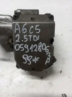 Corps de papillon Audi A6 C5 2.5 TDI OEM 059128063A