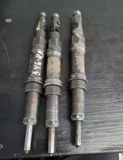 Injektor Ford Mondeo MK3 2.0 TDCI OEM 2S7Q-9K546-AH