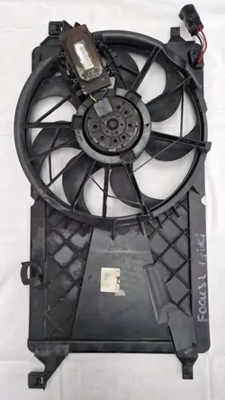 Kylarfläkt OEM 3M5H-8C607-RE för Ford Focus MK2