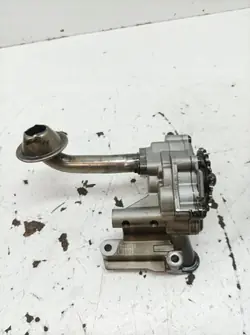 Pompe à huile OEM 03G115105 pour VW Golf V 2.0 TDI