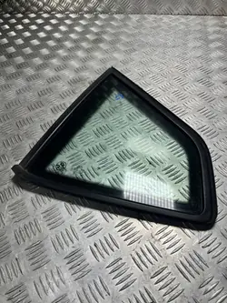 Vitre latérale arrière gauche OEM VW29107 SEAT Ateca