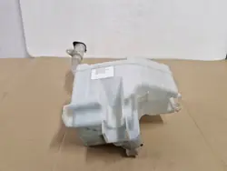 Spolarvätskebehållare Lexus LS460 OEM 060851-233