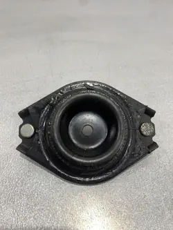 Vorderer Stoßdämpferhalter OEM FBZ18428 - Subaru OE