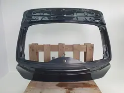 ACR184 takaluukku Volvo V40 II:lle 2012-2019