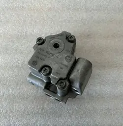 Bomba de óleo usada OEM 03L115105D VW Audi 2.0 TDI
