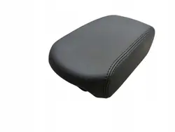Nahka-kyynärnoja OEM 51957102 Jeep Avengerille (2022-)