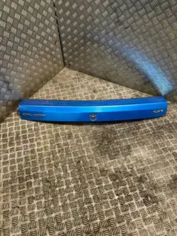 Dodge Caliber kojetaulun valojuova OEM 809332AC