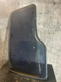 Heckklappenscheibe OEM 062 für Land Rover Discovery 1