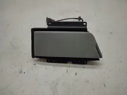 OEM 3D4857406AB Oven Tupakansammutin Oikea Taka VW Phaeton