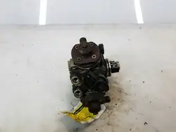 Bomba de combustible Volvo V60 S60 II 2.0 D 0445010618