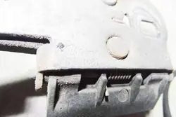 VW GOLF V Motorhuvslås 1K0823480