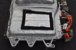 Batería Land Rover OEM L8D2-10B759-AD Usada