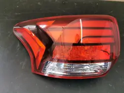 Luz Trasera Izquierda Mitsubishi Outlander III 2015–2022 OE