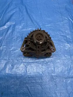 FORD FOCUS MK1 1.8 Vaihtovirtageneraattori 63321678