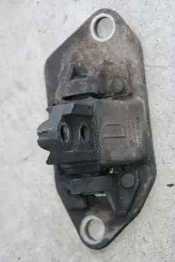 Soporte de Motor Volvo XC90 2.4 D