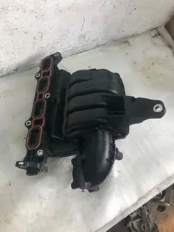 Ansaugkrümmer Nissan OE OEM 7246709100 - Gebraucht