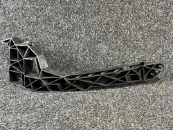 Soporte faro izquierdo OEM 81A805607C para Audi Q2