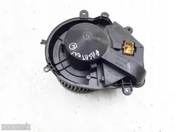 VW Passat lämmityspuhallin tuuletin OEM 8d1820021
