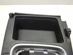 KIA Ceed 2021 vasen vipuvarsi OEM 84615J7000