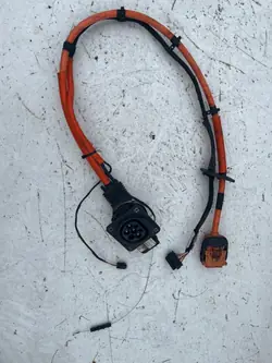 Mercedes W213 Ladebuchse OEM 261563 Gebraucht