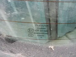 Vitre arrière d'occasion OEM Szyba tylna Jaguar S-Type