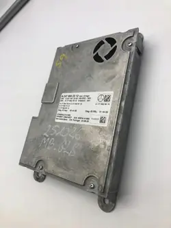 Amplificador Mercedes-Benz A2479002312 Diesel 2021 - Usado