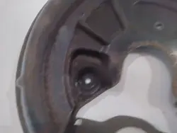 Bakre bromsskivsskydd OEM 1K0615612AB för VW Golf VI