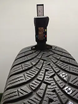 2x Goodyear UltraGrip 8 195/65R15 Pneus Hiver