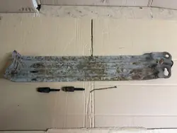 Suporte Roda Sobressalente OEM VW T5 2.5 TDI - Usado