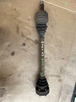 Vänster Bakaxel BMW E46 1.8 B