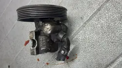 Pompe de direction assistée Citroen Xsara I 1.9D 98R 9632335080