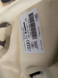 Audi Q7 Vorne links Fußmatte OEM 4M1863103C