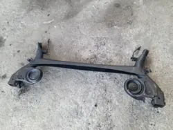 Fiat Panda II bakre balk OEM BELKA TYŁ