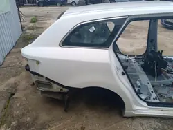 OEM 15687 Guardabarros cuarto trasero derecho Toyota Avensis