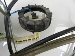 Pompe à essence Audi A6 1999 2.8 quattro OEM 8E0906087E