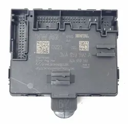 Módulo porta passageiro Audi VW 3WA959592A - Usado