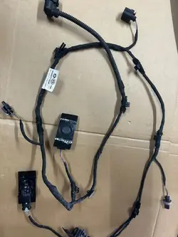 VW Golf VIII Takapuskuriin johdotus PDC 5H0971104P