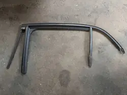 Junta de janela traseira direita OEM 823317397R Renault Megane IV