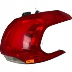 Luz trasera derecha Peugeot 2008 OE 9678074380